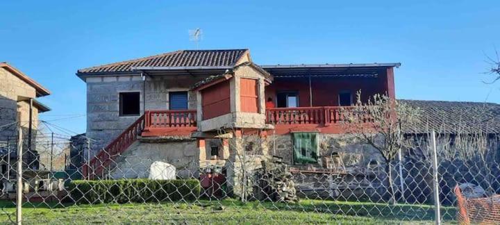 Alojamiento Entero Con Piscina Y Jardin. Orense Kültér fotó