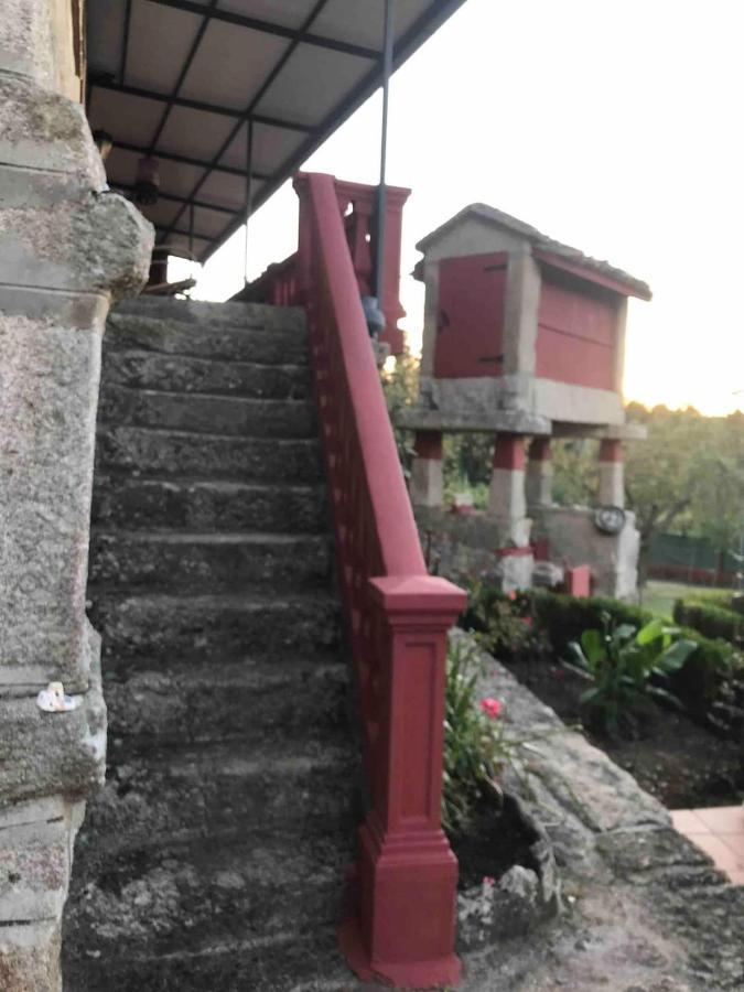 Alojamiento Entero Con Piscina Y Jardin. Orense Kültér fotó