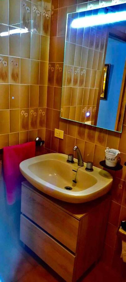 Alojamiento Entero Con Piscina Y Jardin. Orense Kültér fotó