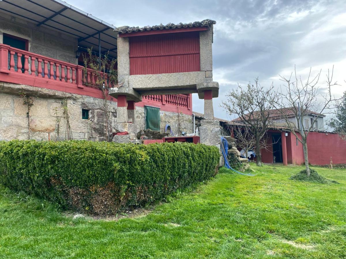 Alojamiento Entero Con Piscina Y Jardin. Orense Kültér fotó